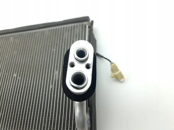Núcleo de calefacción A/C Kia Optima 2016 OEM AMD194719 image 3