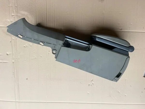 OEM keskikonsoli käsinoja Volvo V70 II 1999-2004 image 6