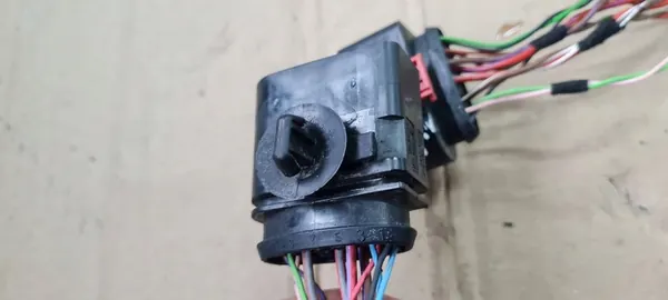 A6 C8 4K Connector 3C0973837 8W0973737 image 6