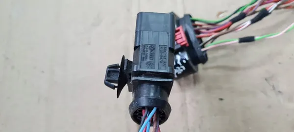 A6 C8 4K Connector 3C0973837 8W0973737 image 7