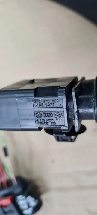 A6 C8 4K Connector 3C0973837 8W0973737 image 8