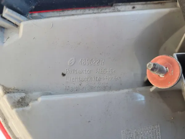 Valaisin OEM 480622 Oikea Taka Lokasuoja BMW E93 image 4