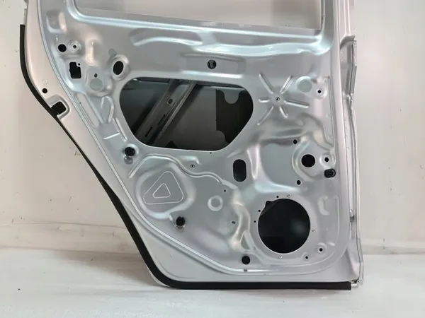 VW POLO 6 VI 2G 17- Vänster bakdörr 2G4833311D image 8