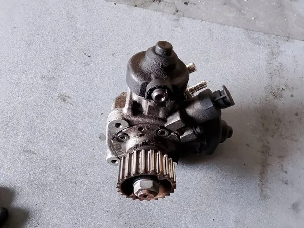 Bomba de inyección OEM 059130755AB para Audi Q7 3.0 TDI image 2