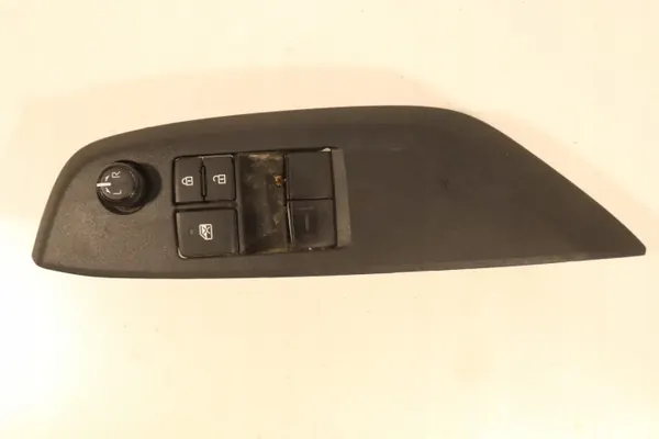 Interruptor do vidro dianteiro esquerdo Toyota Yaris P21 OEM 84040K0030 image 4