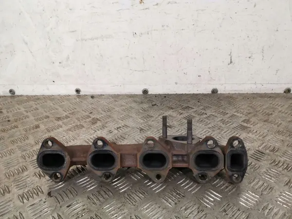 Pakoputken keräin Hyundai Santa Fe OEM FBZ13720 image 2