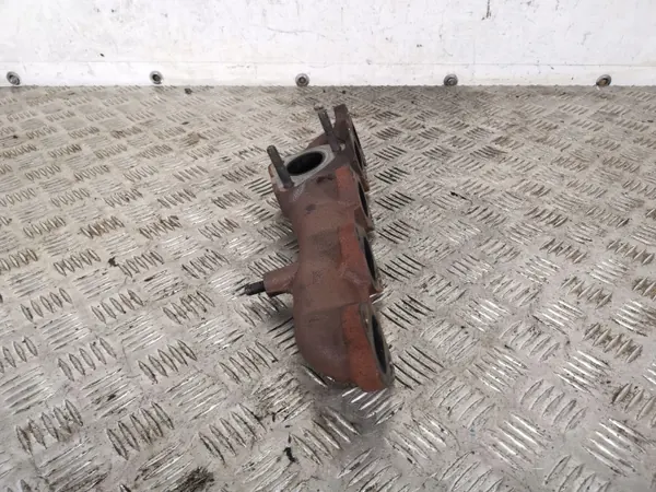 Pakoputken keräin Hyundai Santa Fe OEM FBZ13720 image 3