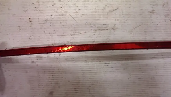 VW Touareg III Takapuskuriheijastin 760945103 image 3