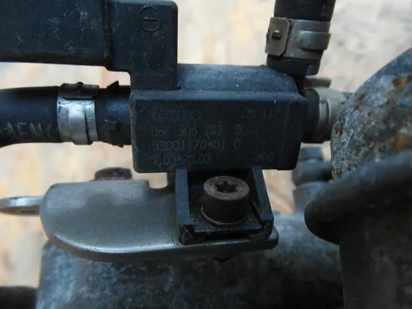 Turbo Audi A4 B7 2.0 TFSI 06D145701B image 9