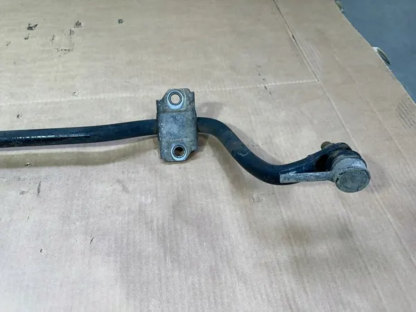 Collegamento Stabilizzatore Posteriore Mercedes ML W164 6.3 AMG image 6