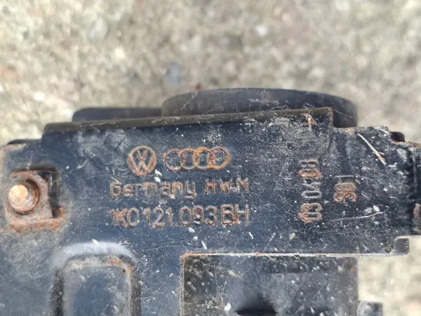 Turbo 1.8 TFSI VAG 06J145701L image 9