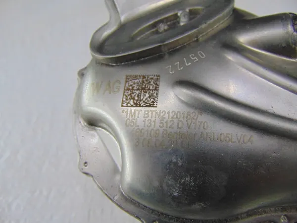 EGR-Jäähdytin VW PASSAT B8 OEM 05L131512D image 7