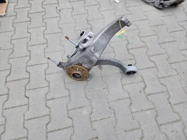 Bras de suspension avant droit OEM QUA11249 BMW M8 image 4