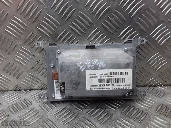 Pantalla de visualización Citroen DS5 OEM 9666280780 image 4