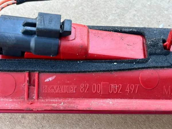 Kolmas jarruvalo OEM 8200002497 Renault Megane II Cabriolle image 3