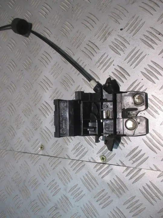 Baklucka Lås Mercedes-Benz C W203 A1717500085 image 2