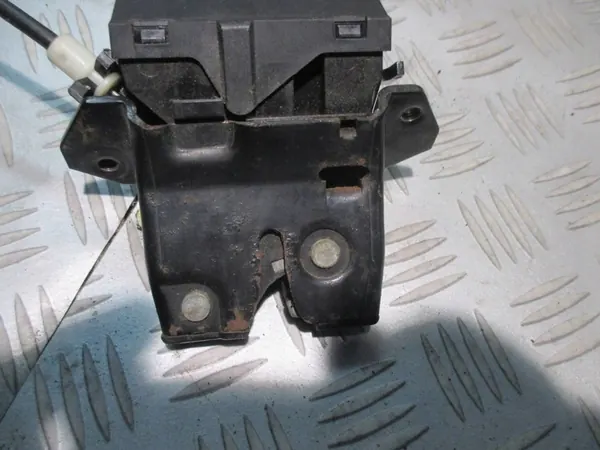 Baklucka Lås Mercedes-Benz C W203 A1717500085 image 3