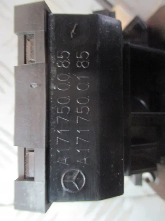 Baklucka Lås Mercedes-Benz C W203 A1717500085 image 4