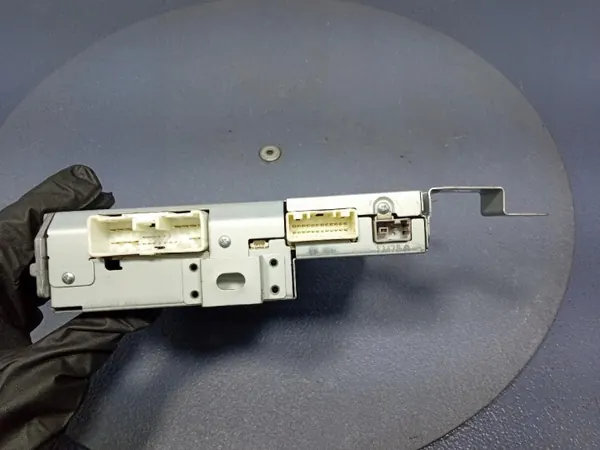 Mazda Radio-Verstärkermodul OEM BHS366DRX image 8