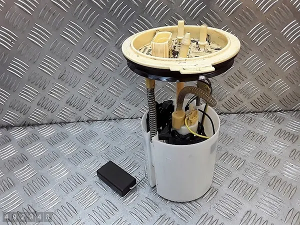 Bomba de Combustível VW GOLF VI 1.6L Diesel 2010 A2C53434508 image 3