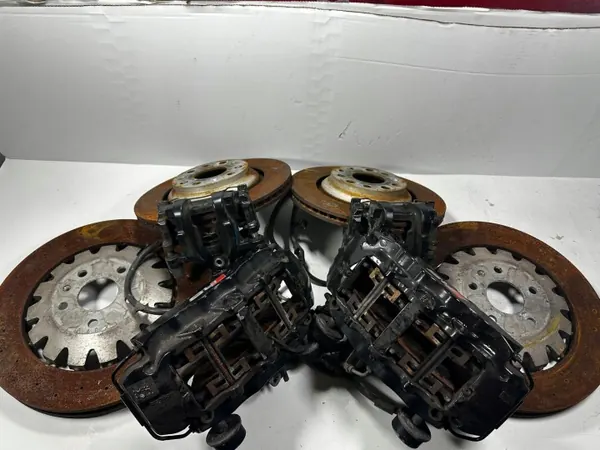 Audi RS3 A3 8V Bromsok & Skivor Set OEM VWX7047 image 2