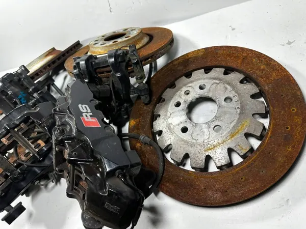 Audi RS3 A3 8V Bromsok & Skivor Set OEM VWX7047 image 5