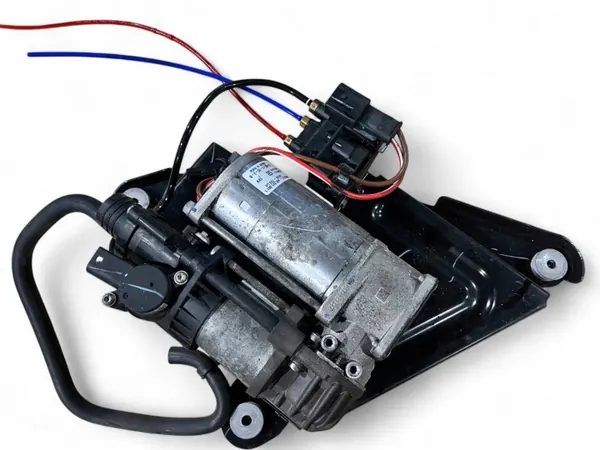 Achter luchtvering compressor OEM 4430210011 BMW image 2