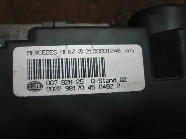 Mercedes C W202 keskuslukituspumppu OEM 2108001248 image 8