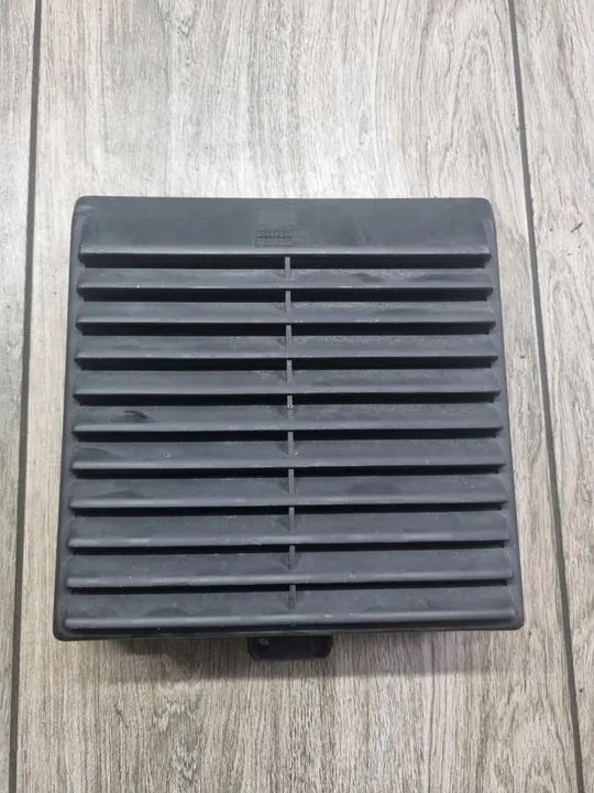 Couvercle de filtre à air de cabine Volvo FH FM 9 12 13 image 1