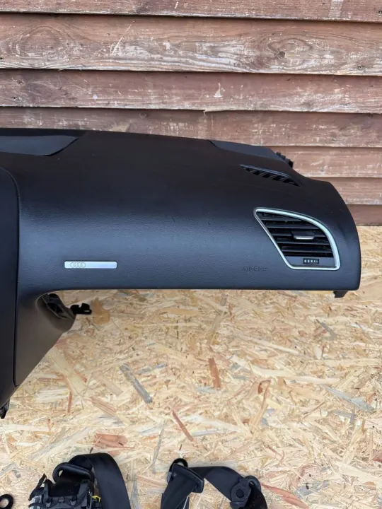 Salpicadero Audi A5 OEM 8T1857041B - Usado image 5