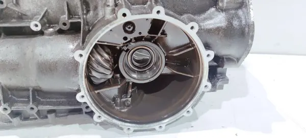 OEM 1071401059 Tiptronic Versnellingsbakdeksel Audi A6 C6 image 7