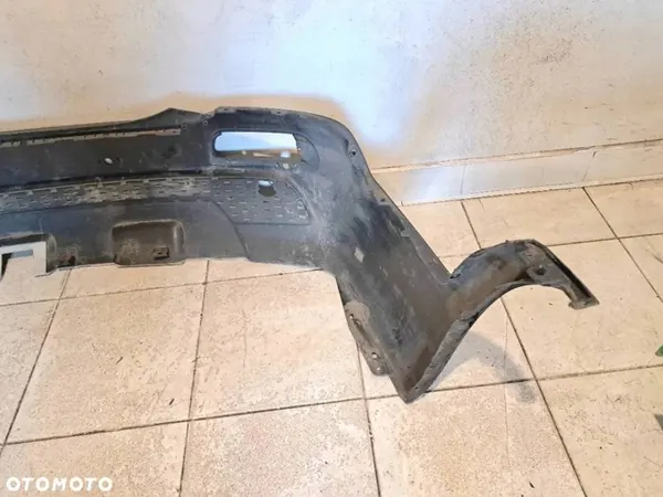 KIA Sorento 2011 Parachoques Trasero image 3