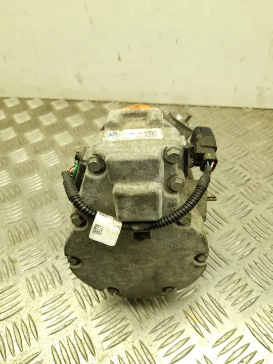 Compresseur de climatisation Hyundai IONIQ 2021 OEM 97701G2000 image 3