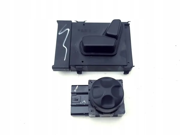 Vorderer rechter Sitzschalter Maserati Ghibli 13- image 2