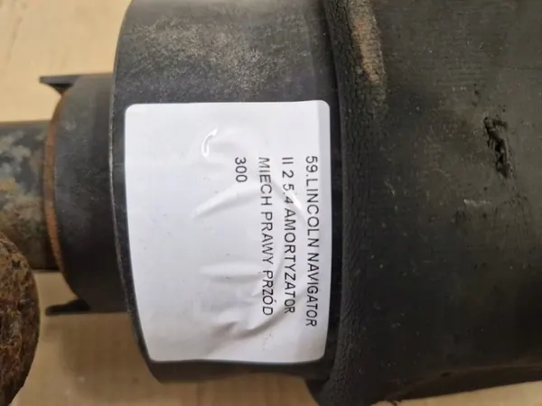 Lincoln Navigator II Fram Höger Luftfjädring OEM 2L74-3C098-CG image 8