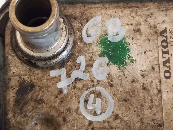 Ölkühler VOLVO XC90 2.4 D5 31201912 image 8