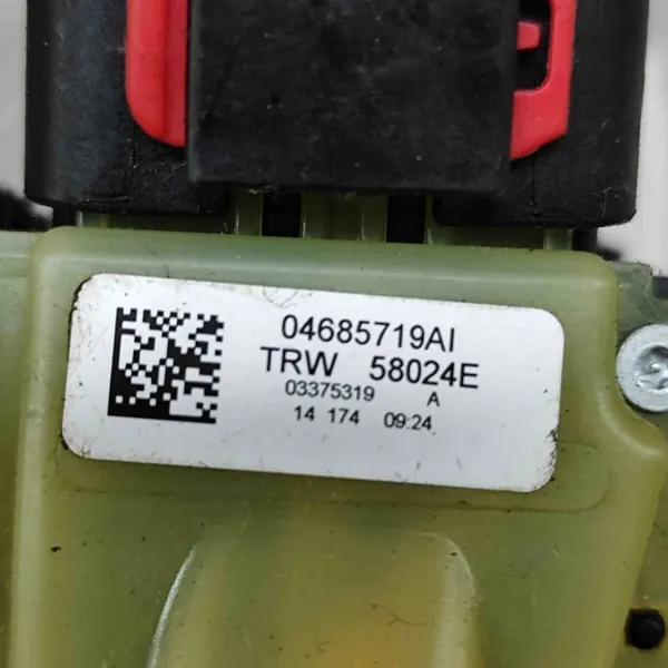 Gebruikte Jeep Wrangler JK radiator OEM 04685719AI image 8