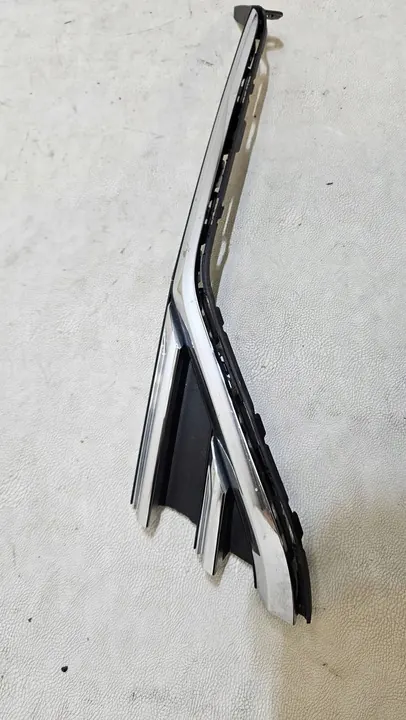 Cornice Griglia Cromata Sinistra VW Touareg III 760853597A image 2