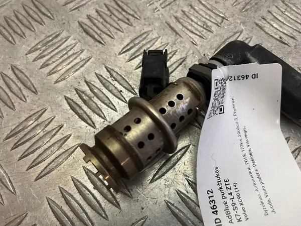 AdBlue-suutin Volvo XC90 2018 OEM 32203677 image 5