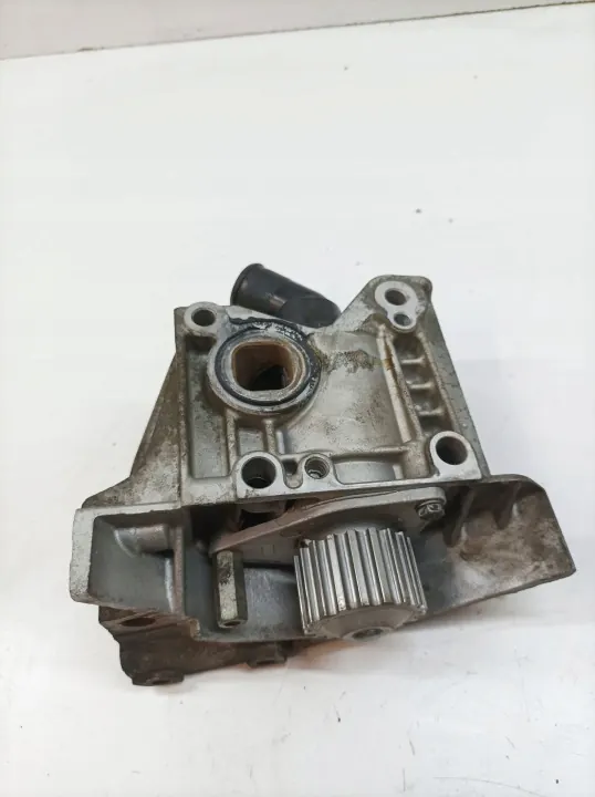 Vesipumppu OEM 9646075210 Citroen C4 1.4 16V:lle image 3