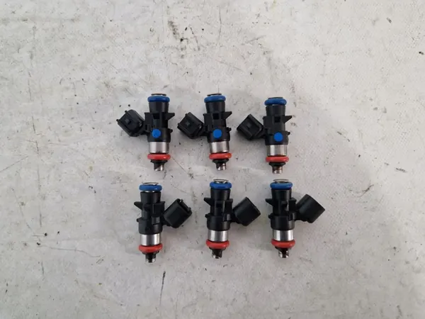 Inyector Dodge Charger 2018 3.6 V6 5281900AA image 2