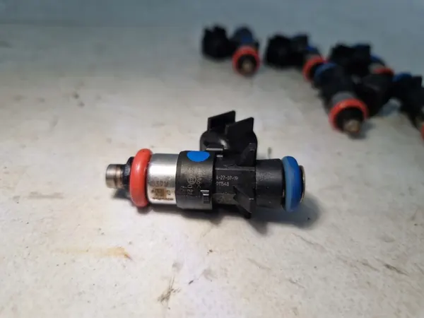 Inyector Dodge Charger 2018 3.6 V6 5281900AA image 3