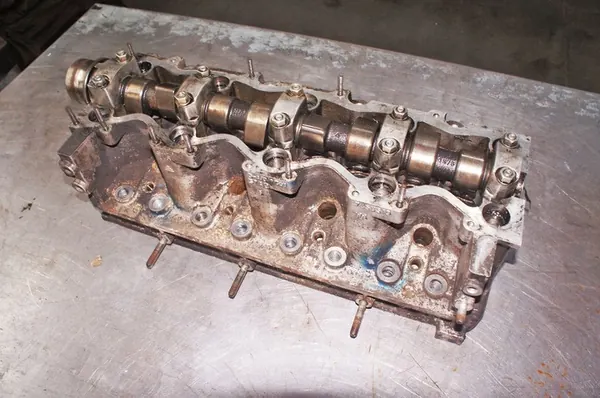 Renault Mascott 2.8HDI Motorblockhuvud AA475 image 3