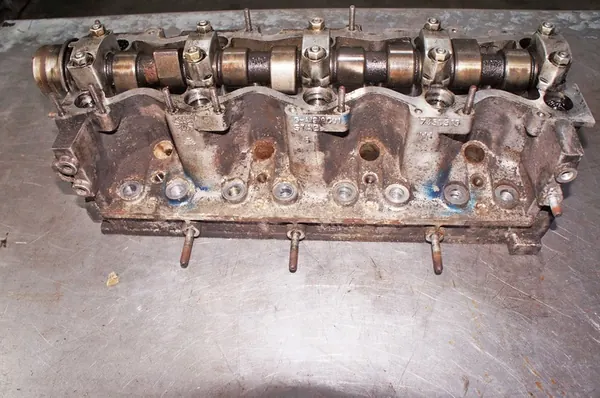 Renault Mascott 2.8HDI Motorblockhuvud AA475 image 5