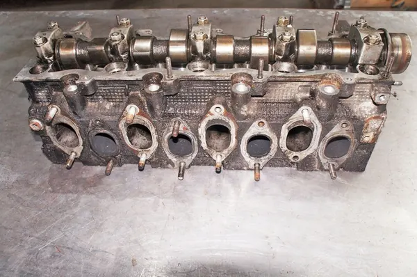 Renault Mascott 2.8HDI Motorblockhuvud AA475 image 8