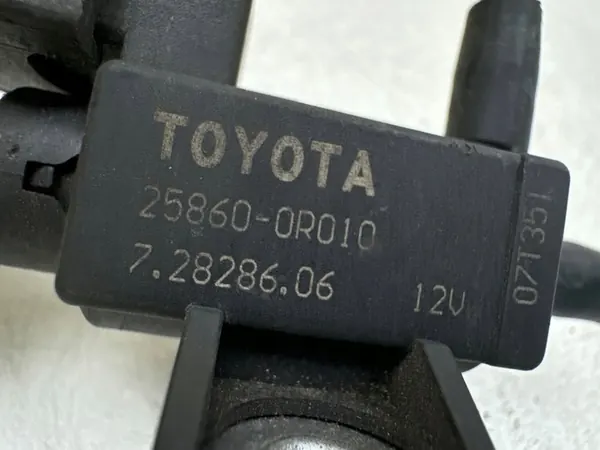 Válvula eletromagnética TOYOTA AURIS 2.0L Diesel image 4