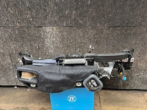 Geblazeframe OEM 8098 voor Mercedes-Benz W238 image 6