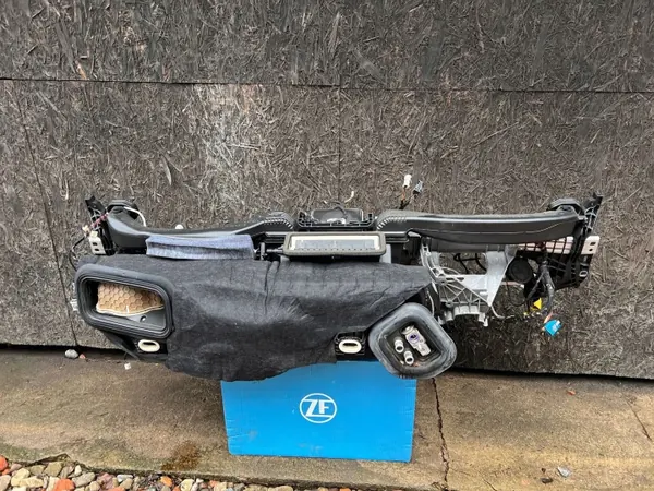 Geblazeframe OEM 8098 voor Mercedes-Benz W238 image 7