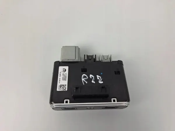 Enchufe USB OEM 07356755450 para Fiat 500X image 4