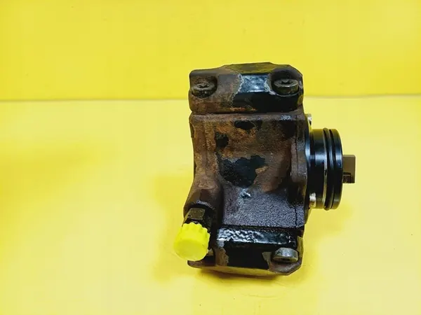 Brandstofpomp Chrysler PT Cruiser 2.0 CRD Bosch A6130700001 image 6